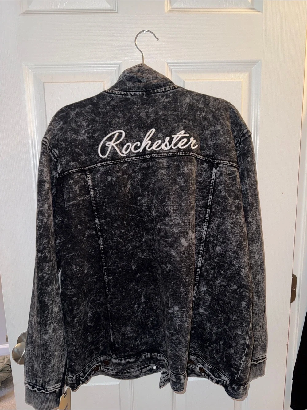 Vintage-Style Men's Black Washed Denim Jacket